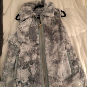 Marc New York grey vest